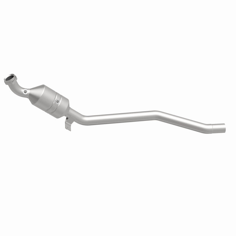 Magnaflow Conv DF 2006-2011 R350 3.5 L Underbody Magnaflow