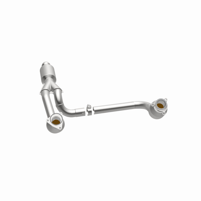 Magnaflow 14-15 Chevrolet Silverado 1500 Underbody 4.3L / 5.3L Direct-Fit Catalytic Converter Magnaflow