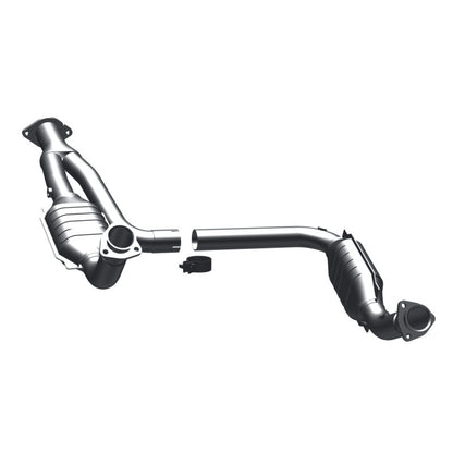 MagnaFlow Conv DF 00-01Tahoe/Yukon V8 5.7L Magnaflow