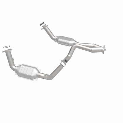 MagnaFlow Conv DF 02-06 Cadillac Truck. 8 5.3L Dual Conv. Y-Pipe Assy 2wd/Chevy Truck 99-07 Magnaflow