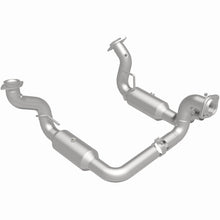 Load image into Gallery viewer, Magnaflow 20-22 Ford F-250 SD Single Underbody Direct Fit Cat Converter