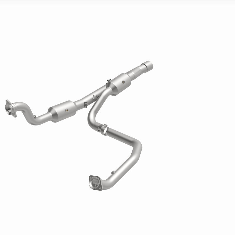 Magnaflow 14-18 2500 V8 6.4 OEM Underbody Direct Fit Converter Magnaflow