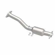 Load image into Gallery viewer, Magnaflow 13-15 Sentra 1.8 Underbody Direct Fit Converter