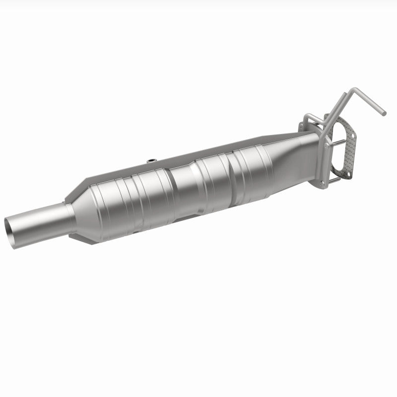 MagnaFlow 09-19 Ford F53 V10 6.8L Underbody 6.8L Direct Fit Catalytic Converter Magnaflow