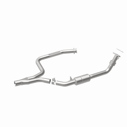 Magnaflow 98-99 Chevrolet Camaro 5.7L Direct Fit Converter Magnaflow