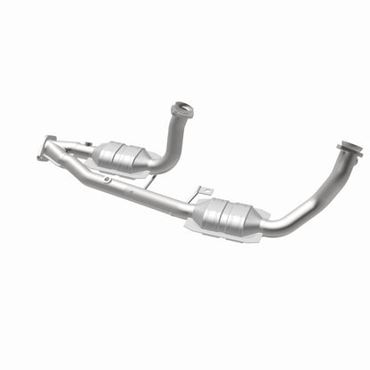 Magnaflow 95-96 Ford Windstar 3.0L Direct Fit Converter Magnaflow
