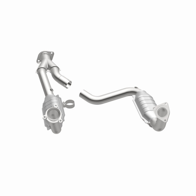 Magnaflow 2003 Chevrolet SSR 5.3L Direct Fit Converter Magnaflow