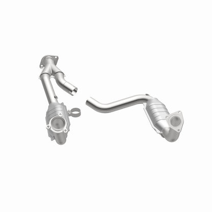 Magnaflow 2003 Chevrolet SSR 5.3L Direct Fit Converter Magnaflow