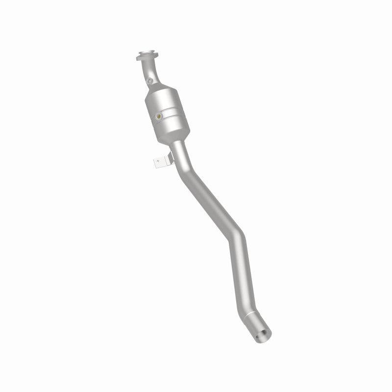 Magnaflow Conv DF 2006-2011 R350 3.5 L Underbody Magnaflow