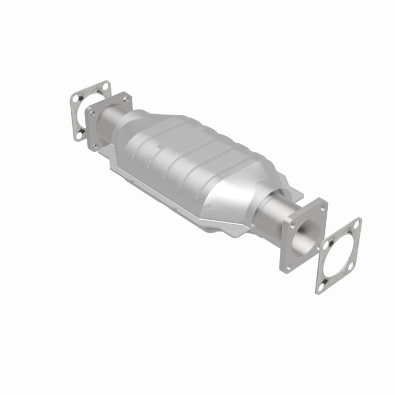 MagnaFlow California Converter Direct Fit 75-82 Chevrolet LUV 1.8L / 86-91 Isuzu Trooper 2.3L Magnaflow