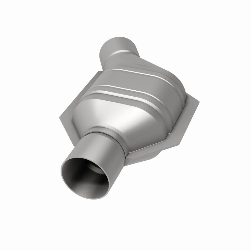 MagnaFlow Conv Univ 2.25in Inlet/Outlet Angled Offset/Center Calif OBDII Magnaflow