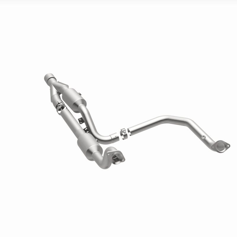 Magnaflow 14-18 2500 V8 6.4 OEM Underbody Direct Fit Converter Magnaflow