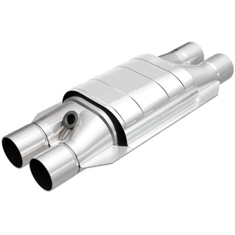MagnaFlow Conv Univ 2 D/D W/O2 Boss Magnaflow