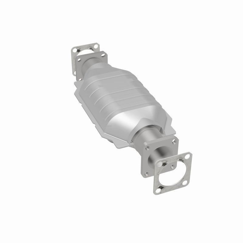 MagnaFlow California Converter Direct Fit 75-82 Chevrolet LUV 1.8L / 86-91 Isuzu Trooper 2.3L Magnaflow