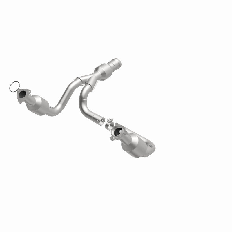 MagnaFlow Converter Direct Fit 2015 GMC Yukon XL V8 6.2L Magnaflow
