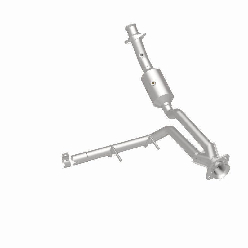 MagnaFlow 18-20 Ford F-150 V6 3.3L Right Underbody Direct-Fit Catalytic Converter Magnaflow