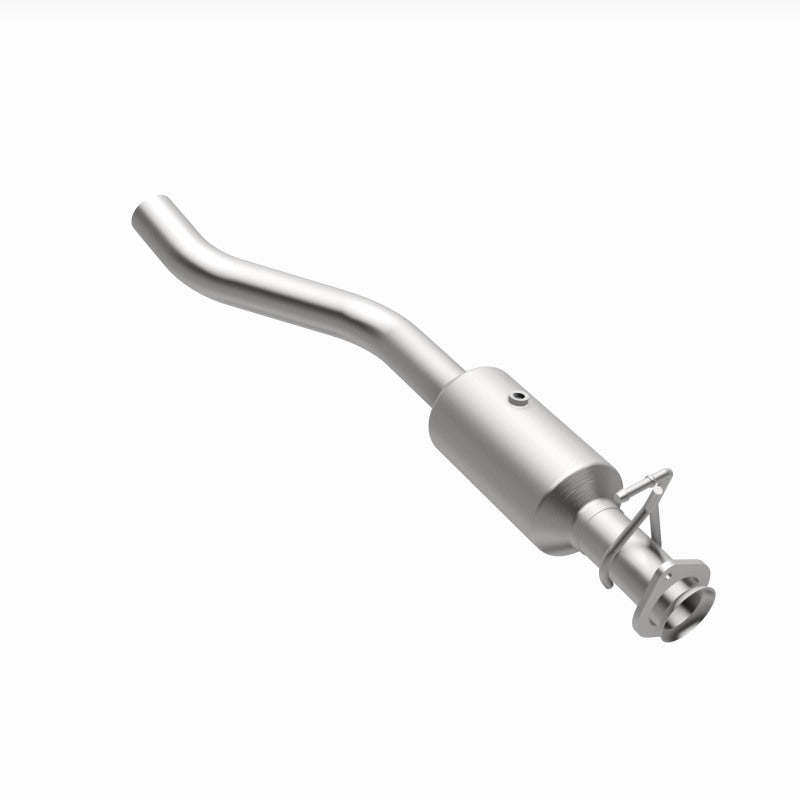MagnaFlow 22-24 Ford F-650 V8 7.3L Underbody Direct Fit Catalytic Converter Magnaflow