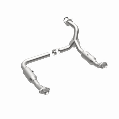 MagnaFlow Conv DF 06-09 Ford Explorer 4.6L Y-Pipe Assy/07-09 Explorer Sport Trac 4.6L Magnaflow