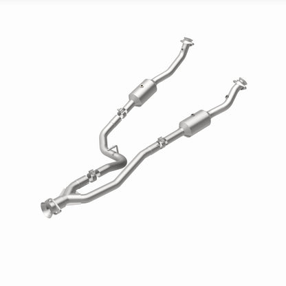 MagnaFlow 20-21 Ford Transit-150 Single Underbody V6 3.5L RWD Direct-Fit Catalytic Converter Magnaflow