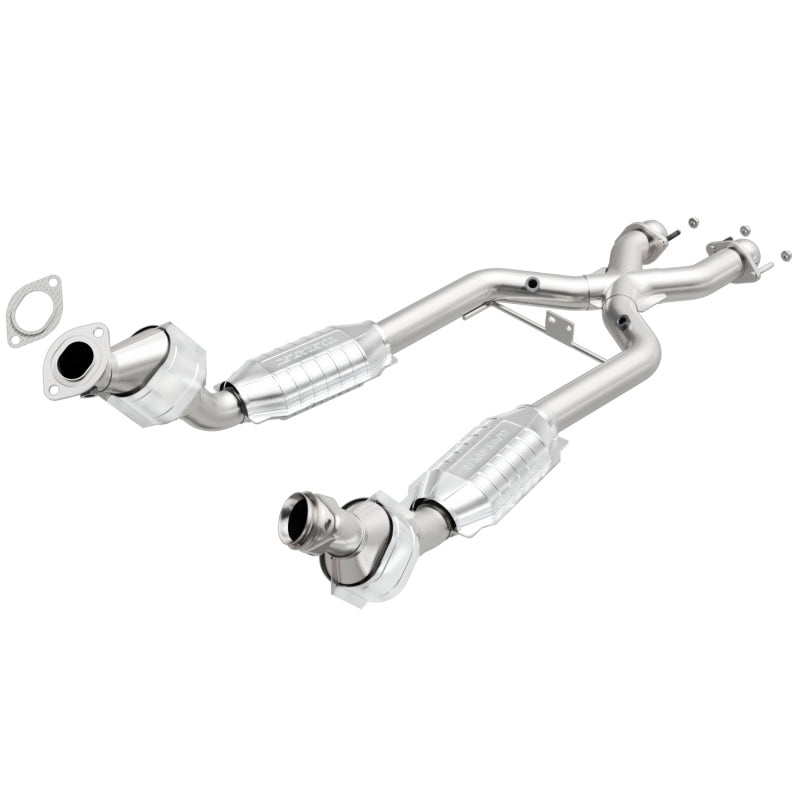 Magnaflow Conv DF 96-98 4.6L *California* Magnaflow