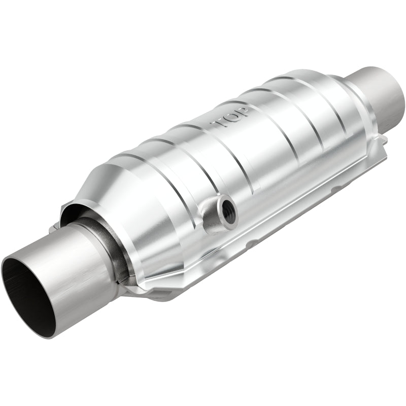 Magnaflow Conv Univ 2.50 OEM Angled O2 Magnaflow