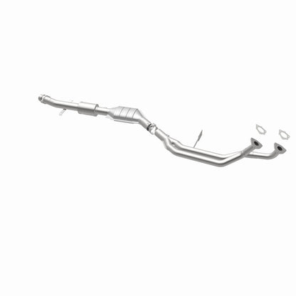 MagnaFlow Conv Direct Fit OEM 98-99 323i 2.5L Underbody Magnaflow