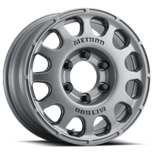 Method MR107 16x7 +25mm Offset 5x6.5 114.2mm CB Gloss Titanium Wheel