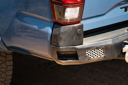 DV8 Offroad 16-23 Toyota Tacoma MTO Series Rear Bumper DV8 Offroad