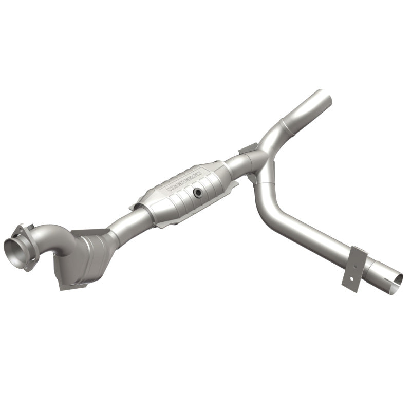 MagnaFlow Conv DF 01 Ford Trucks 4.6L Magnaflow