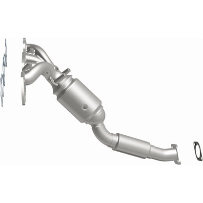 Magnaflow 09-10 Ford Focus 2.0L Direct Fit Converter Magnaflow