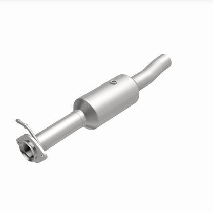 MagnaFlow 09-10 Ford F-550 Super Duty V10 6.8L Rear Underbody Direct Fit Catalytic Converter Magnaflow