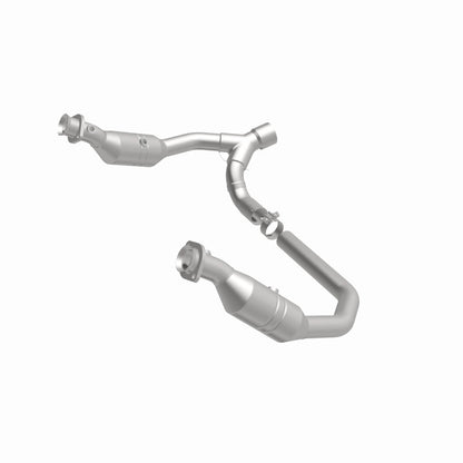 MagnaFlow Conv Direct Fit 06-07 Ram 1500 4.7L Underbody Magnaflow