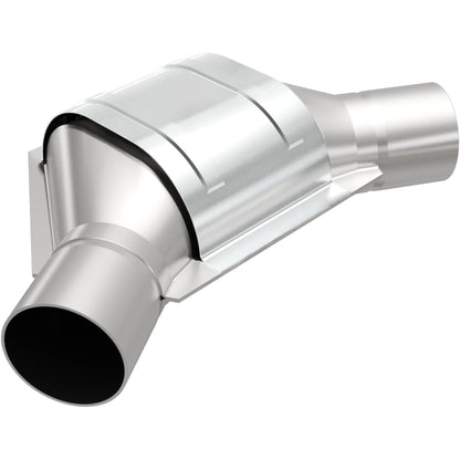 MagnaFlow Conv Univ 2.50inch Angled Inlet/Outlet Magnaflow