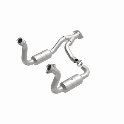 Magnaflow 08-10 Ford F-350 Super Duty 6.8L Direct Fit Converter Magnaflow