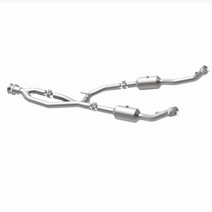 MagnaFlow 20-21 Ford Transit-150 Single Underbody V6 3.5L RWD Direct-Fit Catalytic Converter Magnaflow
