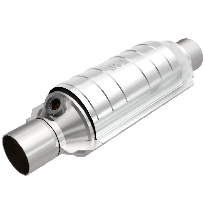 Magnaflow Conv Univ 2.25 1/O2 CA Magnaflow