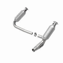 Load image into Gallery viewer, MagnaFlow Conv DF 05-06 Dodge Dakota/2006 Mitsubishi Raider 3.7L Y-Pipe Assembly