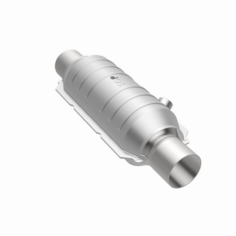 Magnaflow Conv Univ 2.50 HM Angled O2 Magnaflow