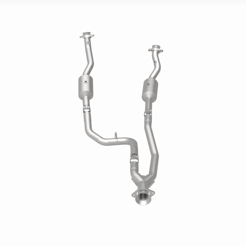 MagnaFlow 20-21 Ford Transit-150 Single Underbody V6 3.5L RWD Direct-Fit Catalytic Converter Magnaflow