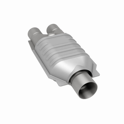 MagnaFlow Conv Univ 2inch Inlet/2.5inch Outlet Dual/Single Oval Shape Magnaflow