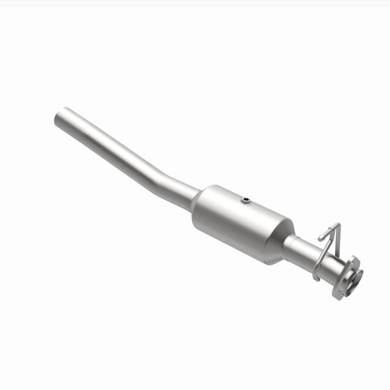 MagnaFlow 16-19 Ford F-53 V10 6.8L Underbody Direct-Fit Catalytic Converter Magnaflow
