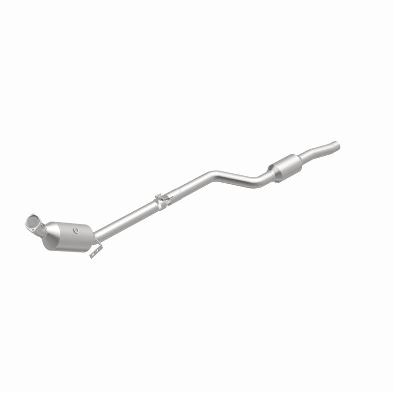 Magnaflow 2011 C300 V6 3 OEM Underbody Direct Fit Converter Magnaflow