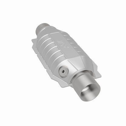 MagnaFlow Conv Univ 2.25inch w/ single O2 Magnaflow