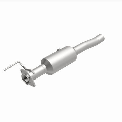 MagnaFlow 18-19 Ford F-450 Super Duty V10 6.8L Underbody Direct Fit Catalytic Converter Magnaflow