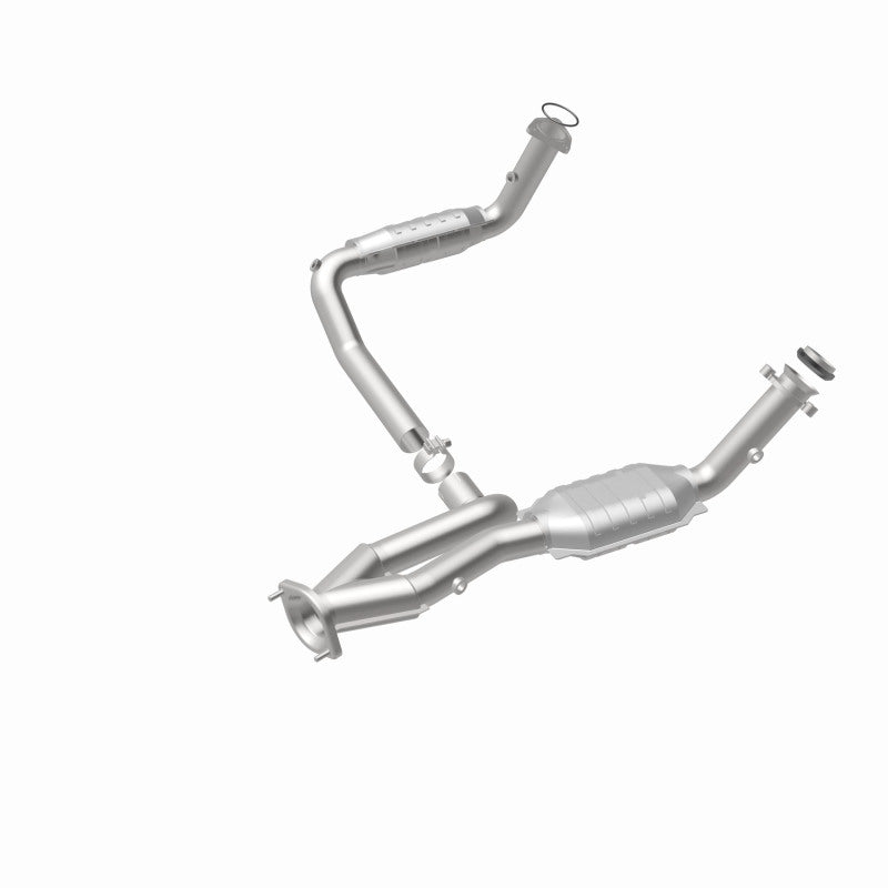 MagnaFlow Conv DF 02-06 Cadillac Truck. 8 5.3L Dual Conv. Y-Pipe Assy 2wd/Chevy Truck 99-07 Magnaflow