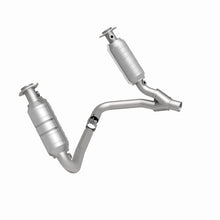 Load image into Gallery viewer, MagnaFlow 06 Mitsubishi Raider Catalytic Converter DF (California)