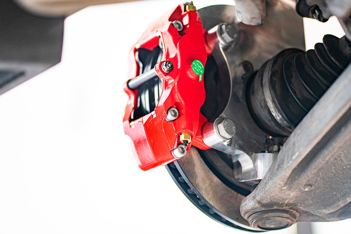 BMR DBK551 15 inch conversion brake kit with solid rotors and red calipers Corvette C5 C6