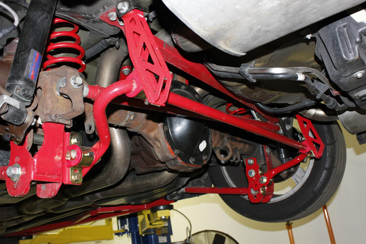 BMR SB042R rear sway bar kit red for 2005-2014 Ford Mustang S197 adjustable 25mm