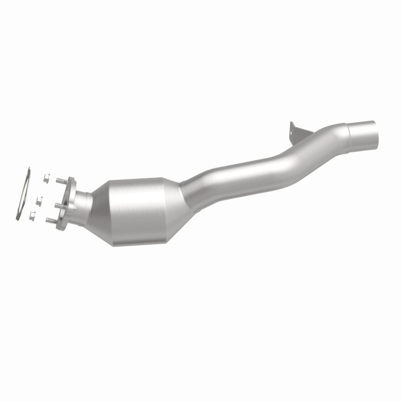 Magnaflow 10-11 Cayenne V8 4.8 OEM Underbody Direct Fit Converter Magnaflow