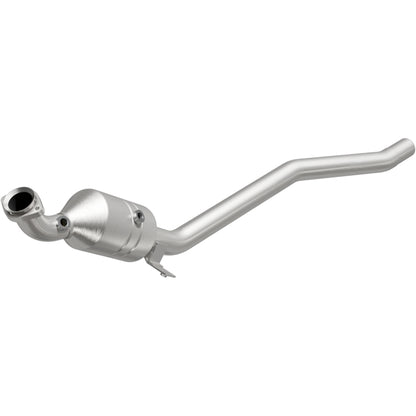 Magnaflow Conv DF 2006-2011 R350 3.5 L Underbody Magnaflow